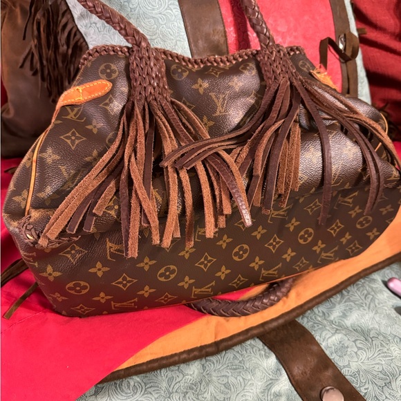 Custom vintage boho fringe Louis Vuitton purse - Picture 2 of 4